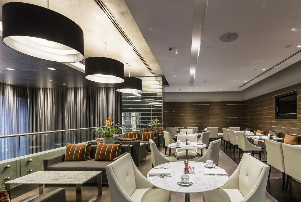 프레이저 스위트 시드니 외부 사진 The lounge at London Heathrow Airport