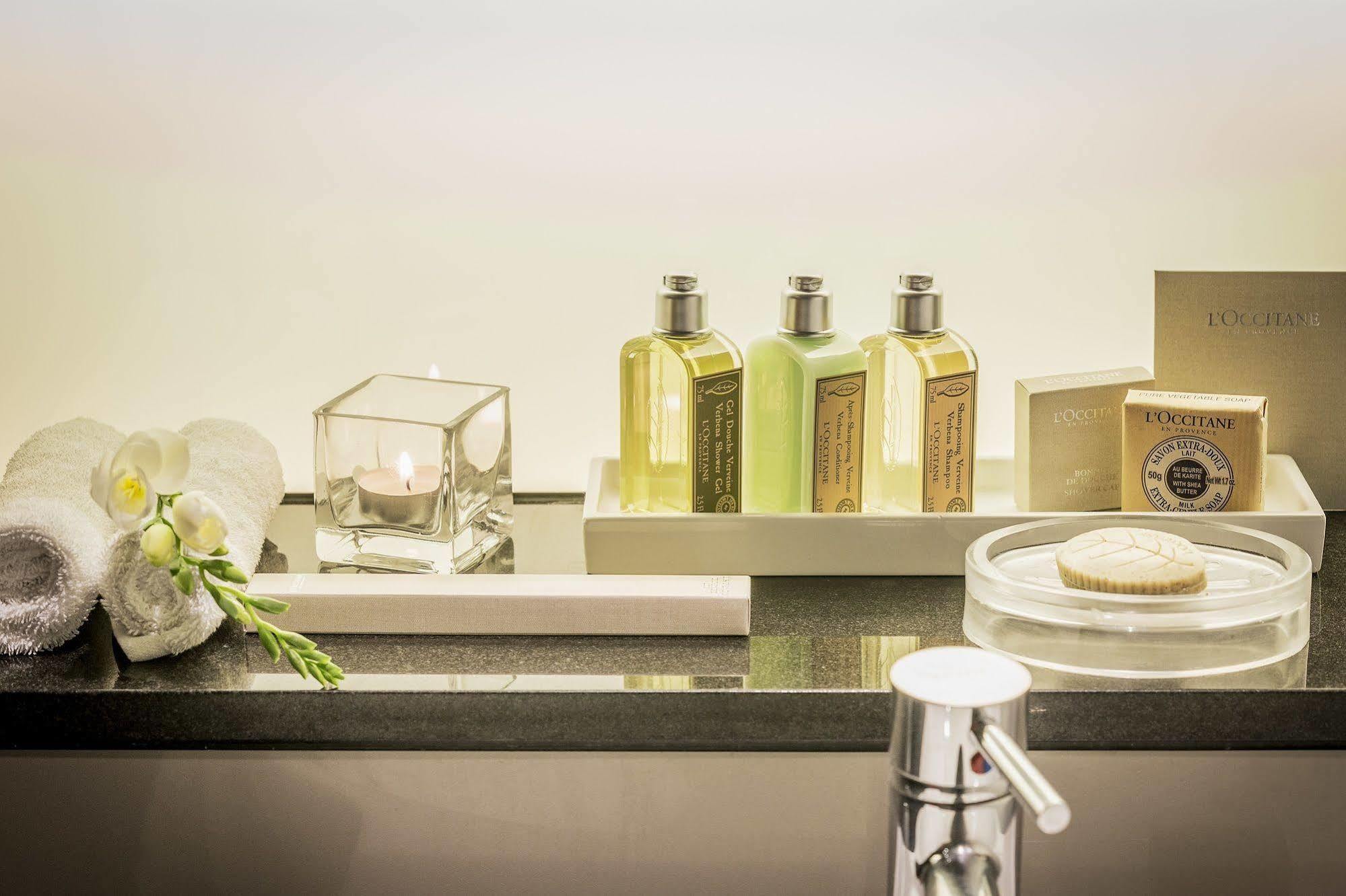 프레이저 스위트 시드니 외부 사진 L'Occitane products