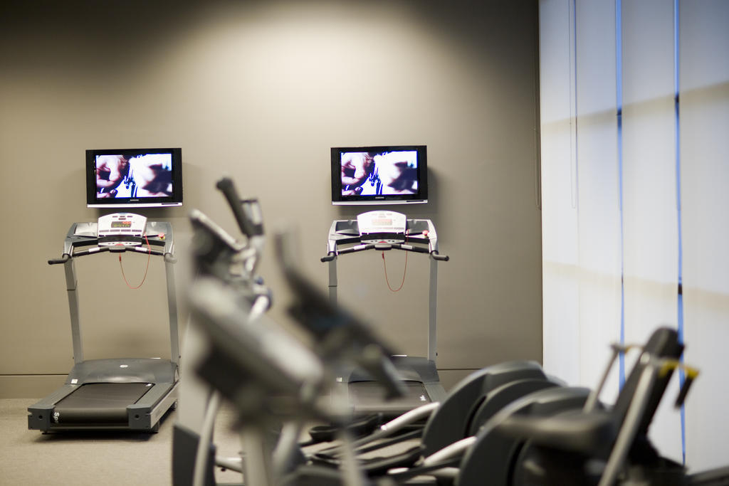 프레이저 스위트 시드니 외부 사진 The gym at the hotel